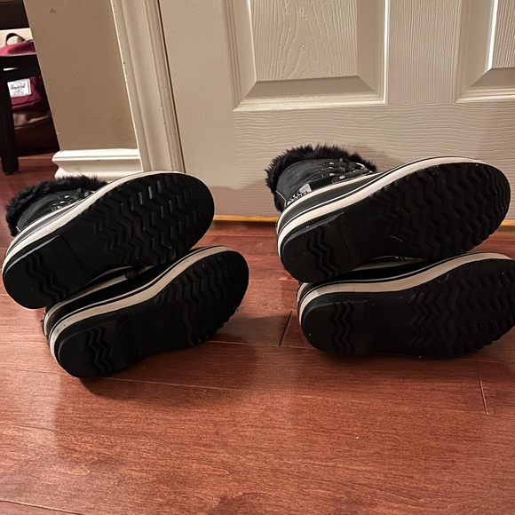 TWO Pairs of Kids Sorel Boots - Picture 8 of 8